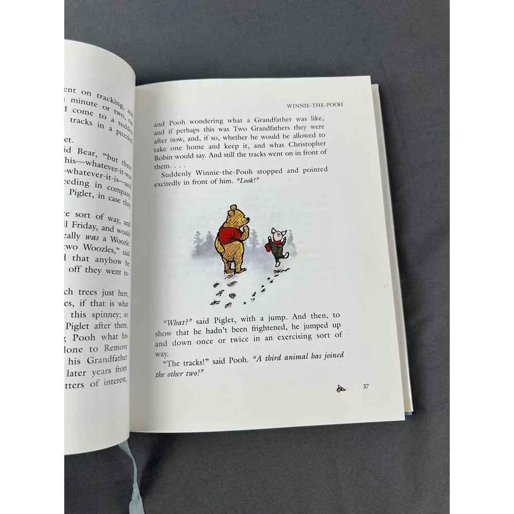 The Complete Winnie the Pooh by A A Milne 1994 Decorations by Ernest Shepard HC